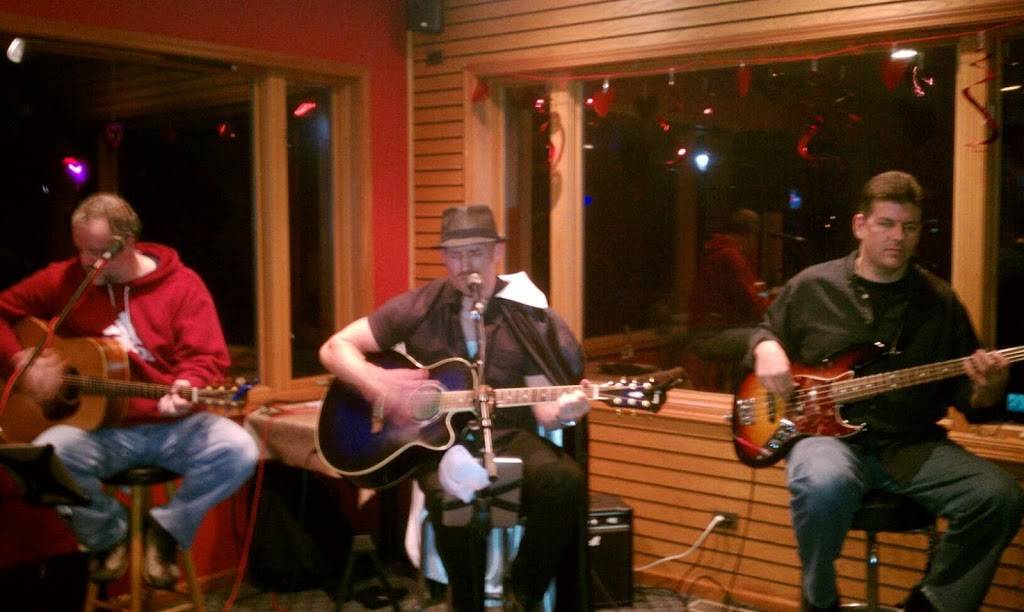 Deacons Restaurant & Bar at the Golf Farm | restaurant | 2100 US-12, Wauconda, IL 60084, USA | 8475264000 OR +1 847-526-4000