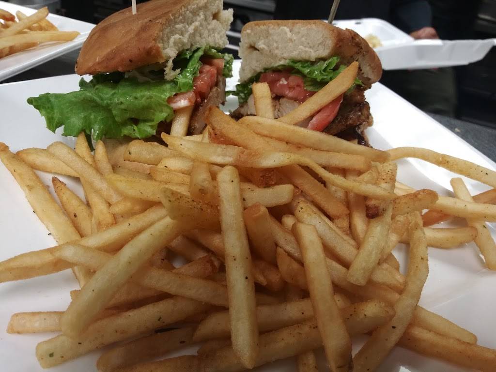 The Island Spot | restaurant | 309 W Jefferson Blvd, Dallas, TX 75208, USA | 9729134919 OR +1 972-913-4919