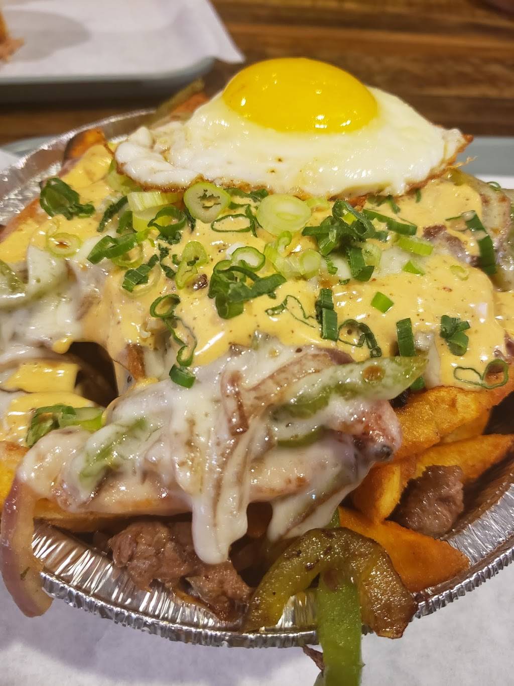 Deli Station | restaurant | 201 E 4th St, Santa Ana, CA 92701, USA | 6572008376 OR +1 657-200-8376