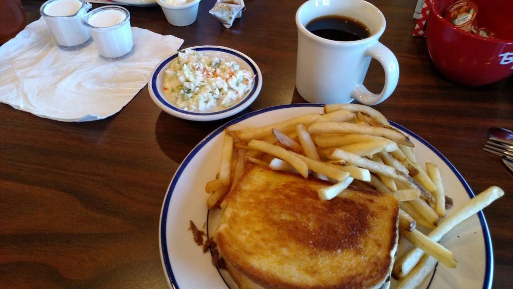 Bob Evans | restaurant | 10580 Pendleton Pike, Indianapolis, IN 46236, USA | 3178232610 OR +1 317-823-2610