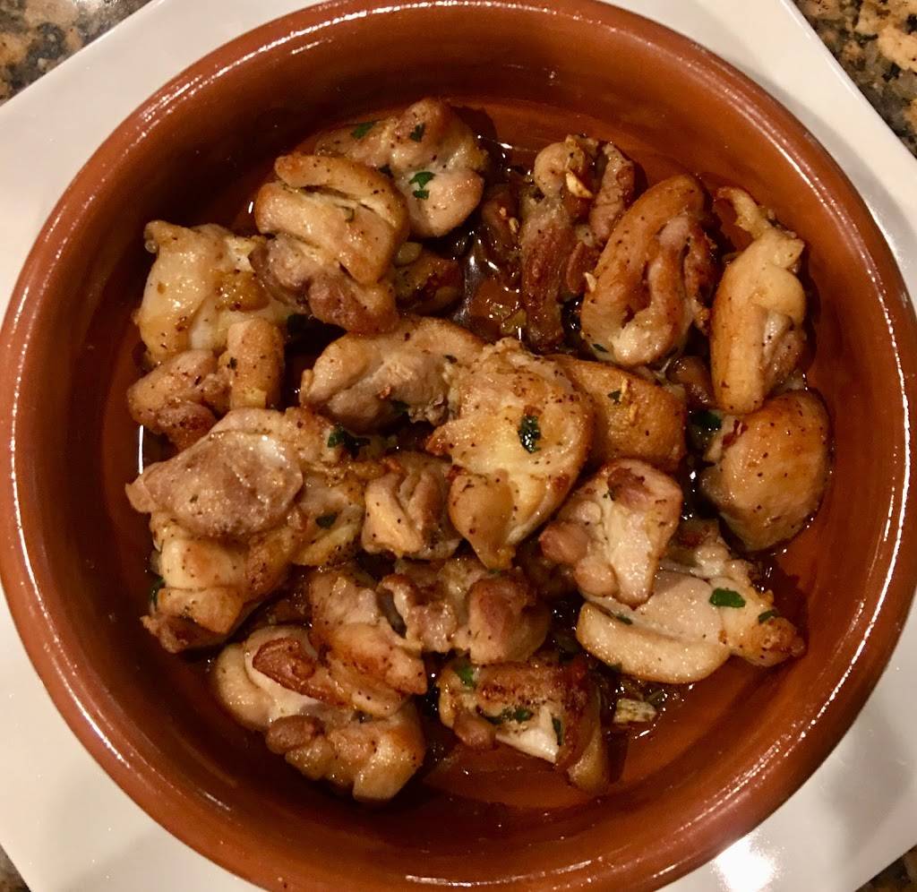 Don Quijote | restaurant | 4695 Dressler Rd NW, Canton, OH 44718, USA | 2342140915 OR +1 234-214-0915