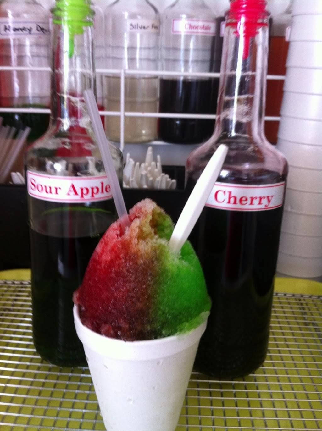 Coach SLim Snowcones | restaurant | 1307 W Buckingham Rd, Garland, TX 75040, USA | 9728221760 OR +1 972-822-1760