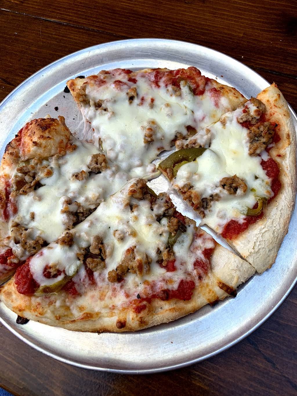 Fort Brewery and Pizza | restaurant | 1001 W Magnolia Ave, Fort Worth, TX 76104, USA | 8179238000 OR +1 817-923-8000