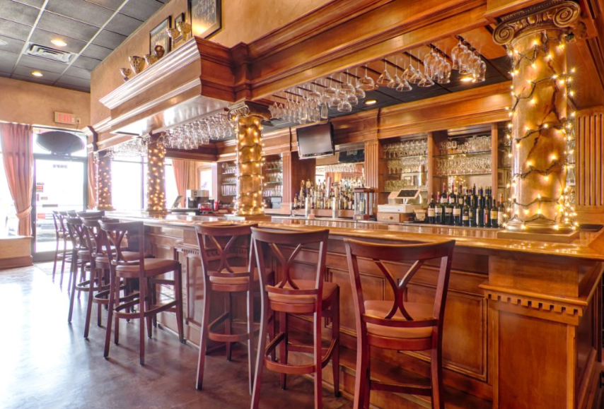 Da Vincis | restaurant | 2968 N Center St, Hickory, NC 28601, USA | 8283286101 OR +1 828-328-6101