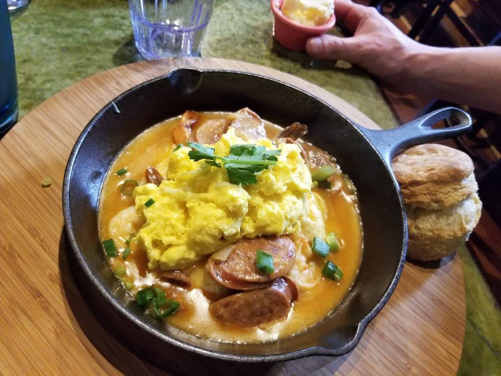 Bellas Cafe | cafe | 896 Whalley Ave, New Haven, CT 06515, USA | 2033877107 OR +1 203-387-7107