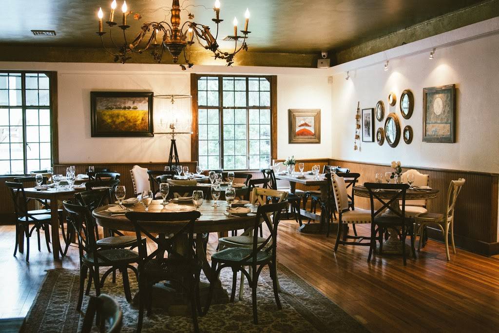 Golden Fleece | restaurant | 111 Grovewood Rd, Asheville, NC 28804, USA | 8284247655 OR +1 828-424-7655