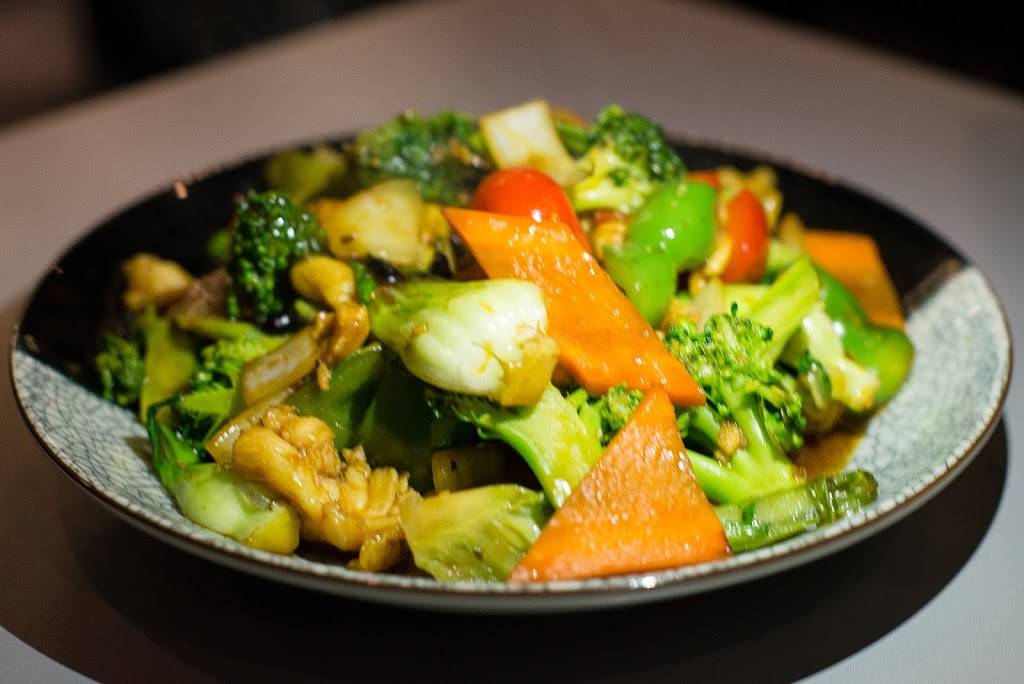 Gohyang Restaurant + Bar | restaurant | 5096 Dundas St W, Etobicoke, ON M9A 1C2, Canada | 4162316660 OR +1 416-231-6660