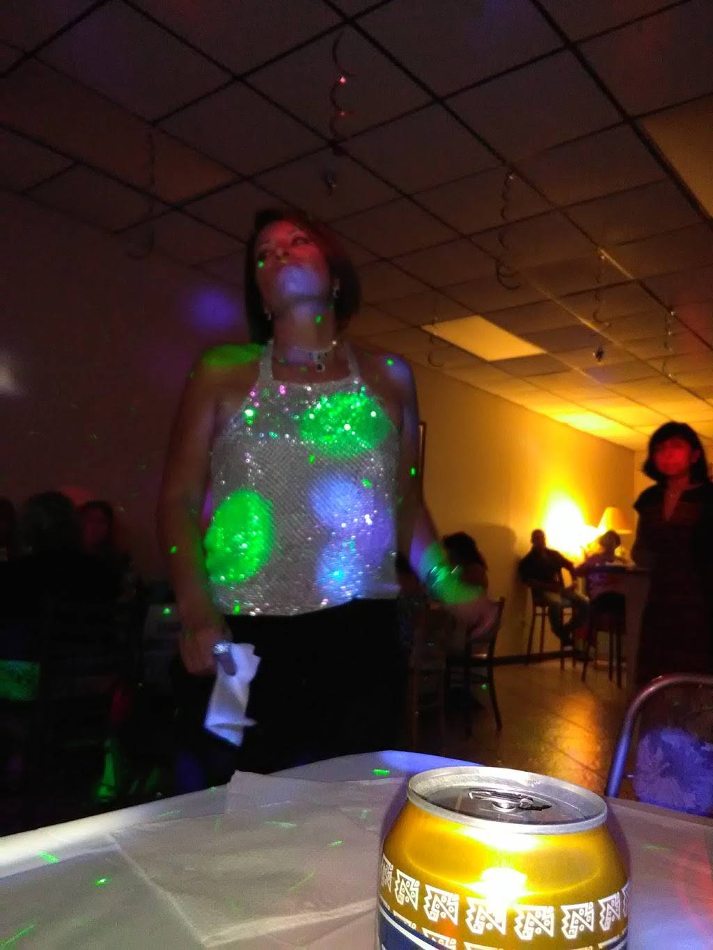 Nandos Cafe | restaurant | 501 N Beneva Rd #220, Sarasota, FL 34232, USA | 9419554177 OR +1 941-955-4177