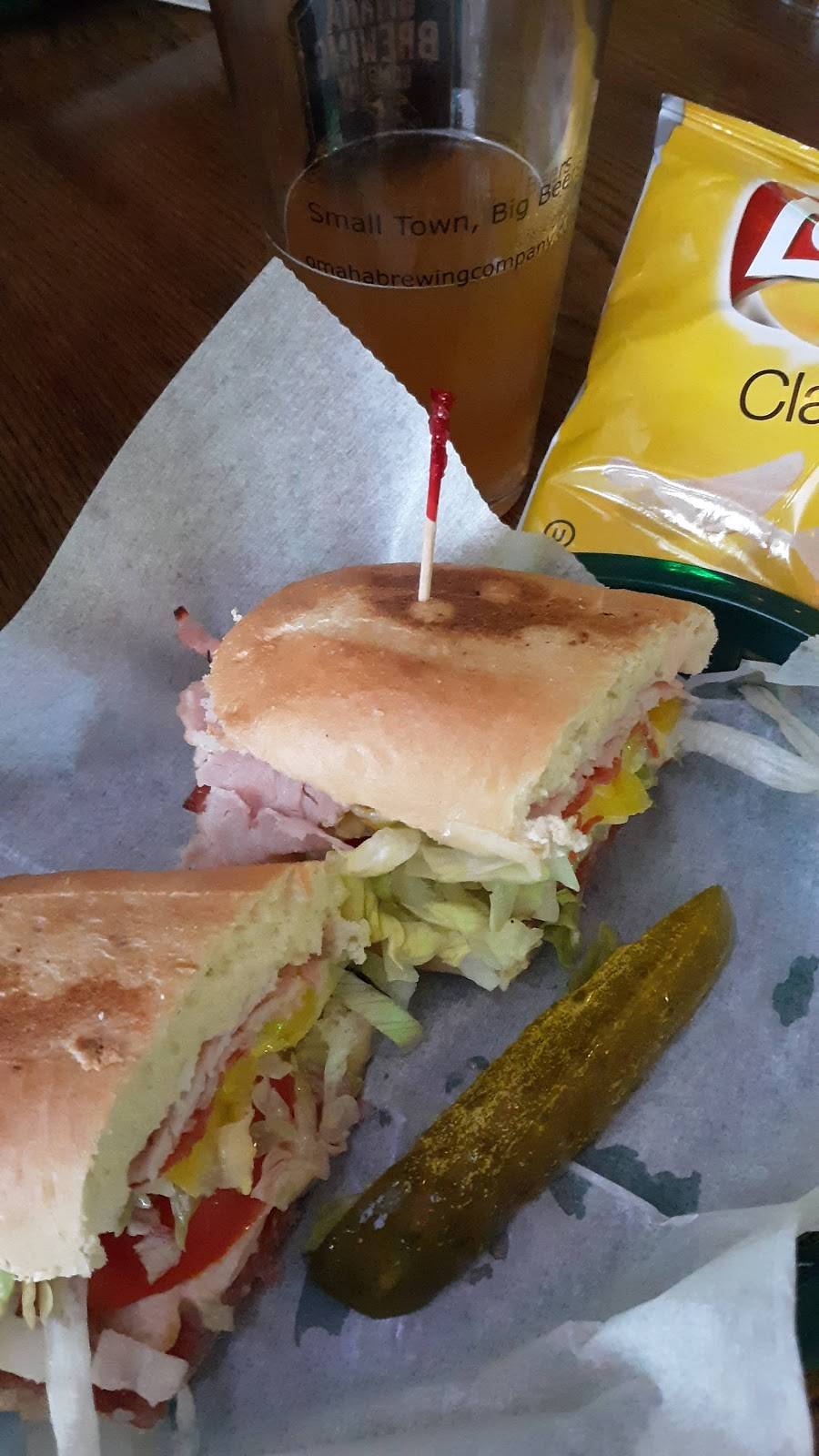 Pats Place | restaurant | 1526 S Lee St, Americus, GA 31709, USA | 2299240033 OR +1 229-924-0033