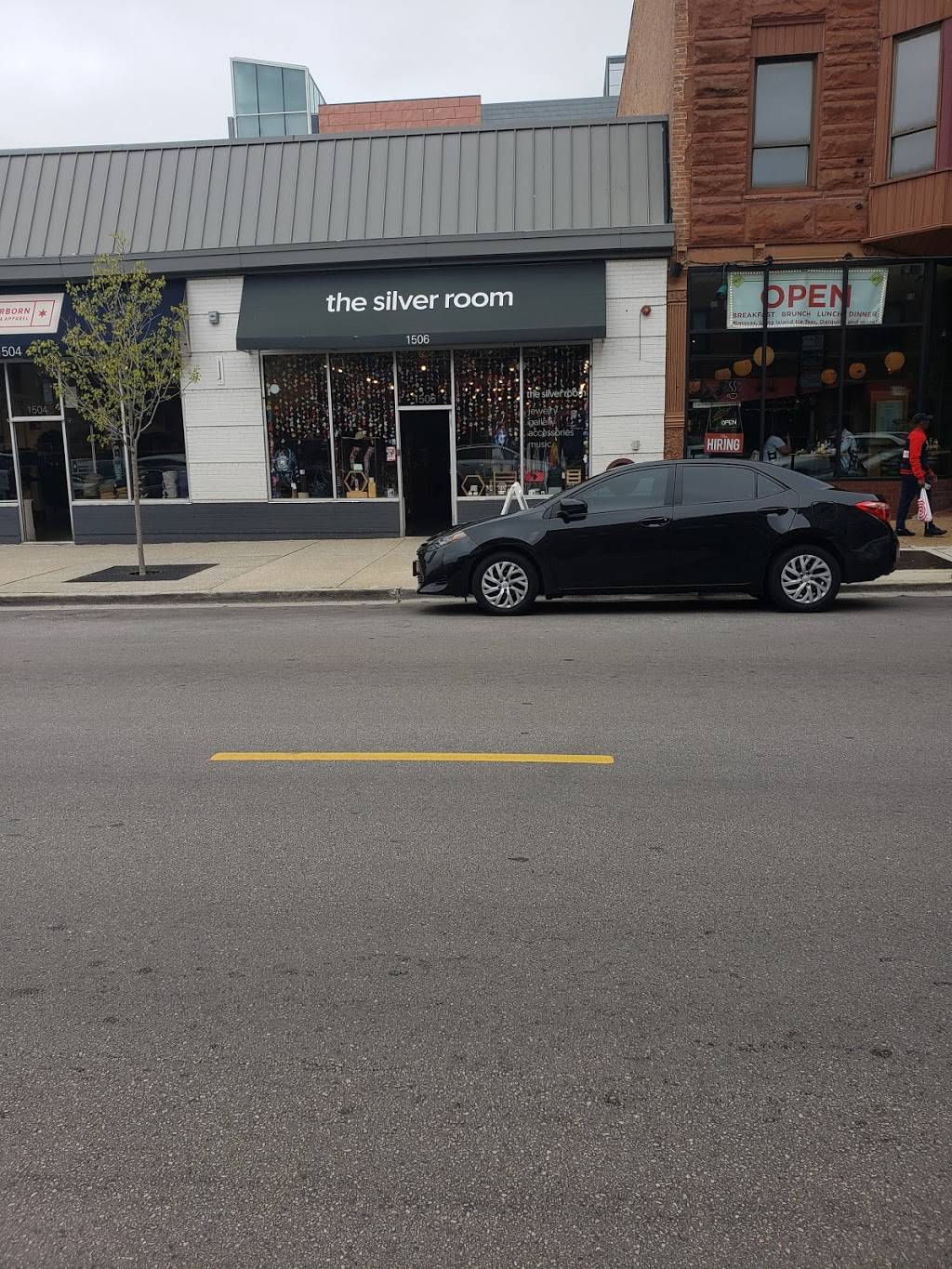 Starbucks | cafe | 1530 E 53rd St, Chicago, IL 60615, USA | 7733241241 OR +1 773-324-1241