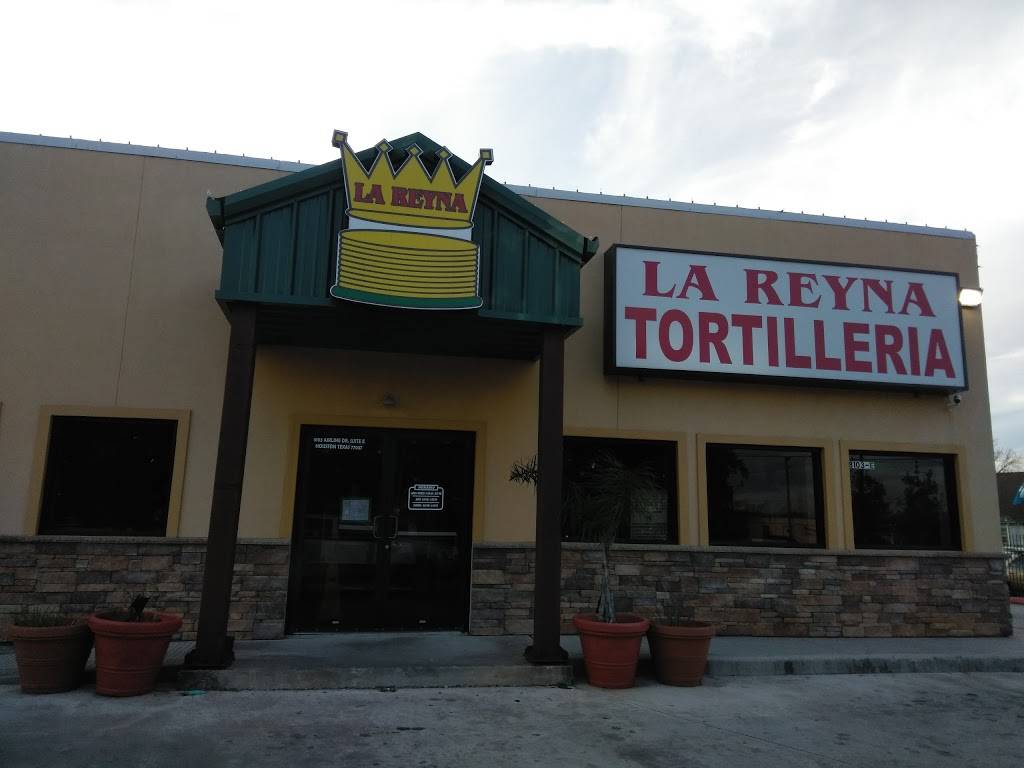 La Reyna Tortilleria | restaurant | 8103 Airline Dr Ste. F, Houston, TX 77037, USA | 8322434104 OR +1 832-243-4104