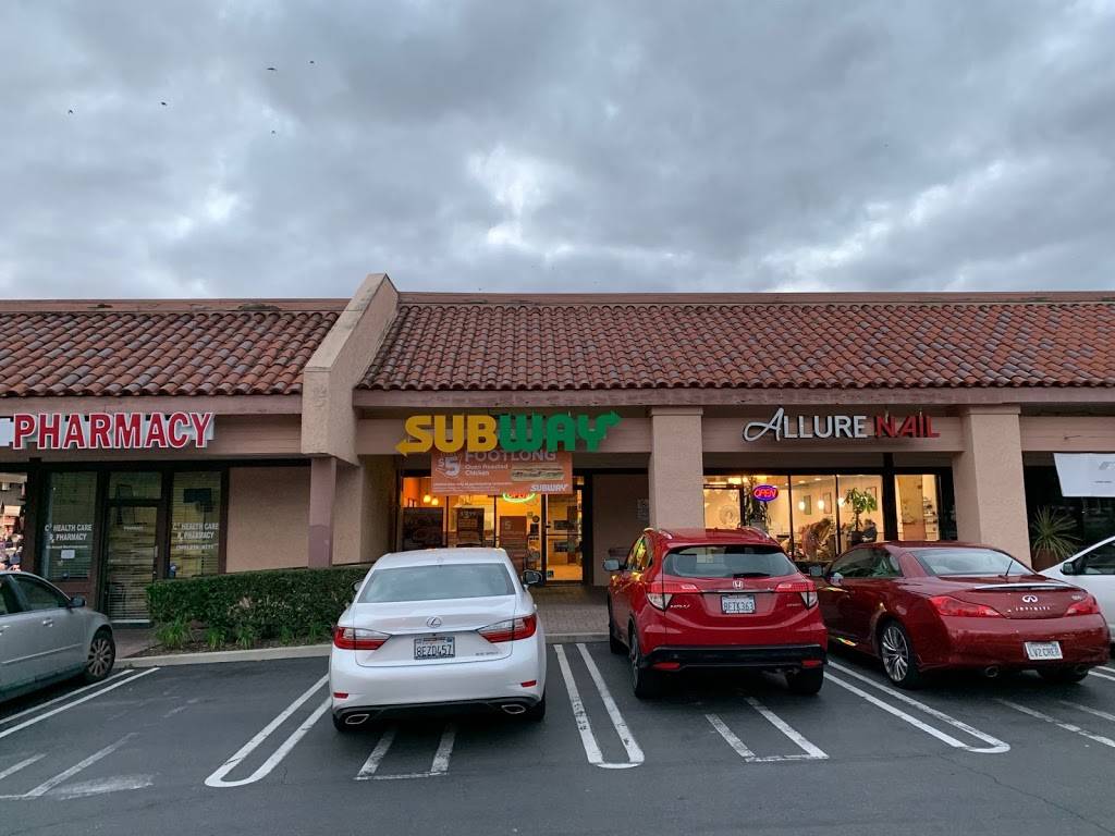 Subway Restaurants | restaurant | 28251 Marguerite Pky, Marguerite Place Suite E, Mission Viejo, CA 92691, USA | 9493359790 OR +1 949-335-9790
