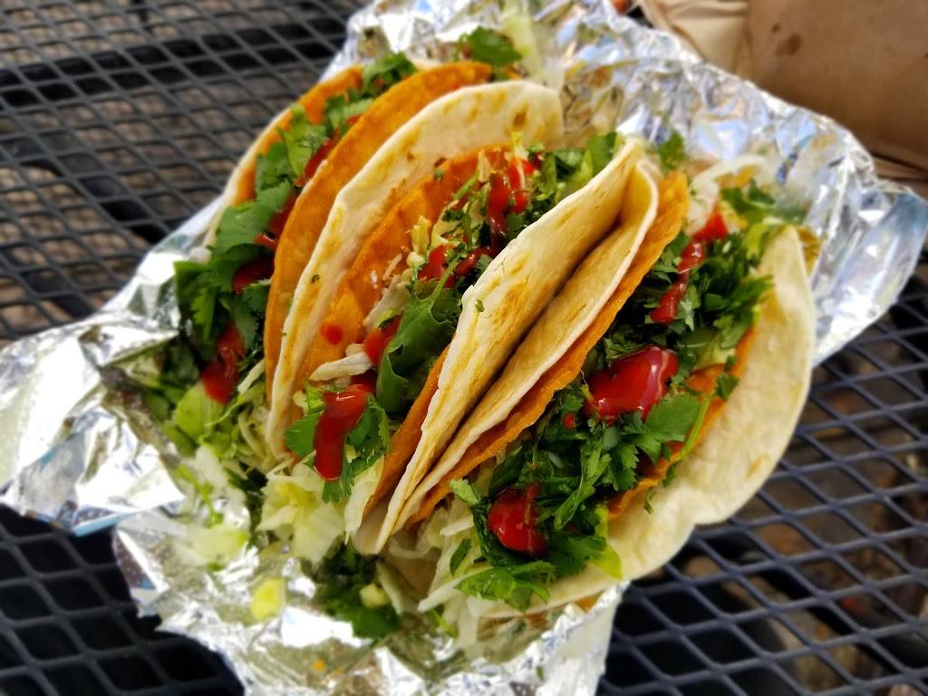 Gringos Locos Robinson | restaurant | 2406 E Robinson St, Orlando, FL 32803, USA | 4078965626 OR +1 407-896-5626