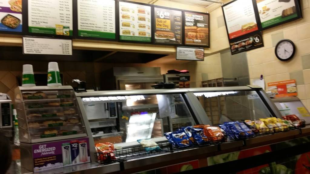 Subway Restaurants | restaurant | 2396 Crenshaw Blvd G, Torrance, CA 90501, USA | 3103203366 OR +1 310-320-3366