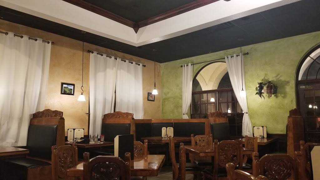 Rodellos Italian Restaurant | restaurant | 26736 US-27, Leesburg, FL 34748, USA | 3523198093 OR +1 352-319-8093