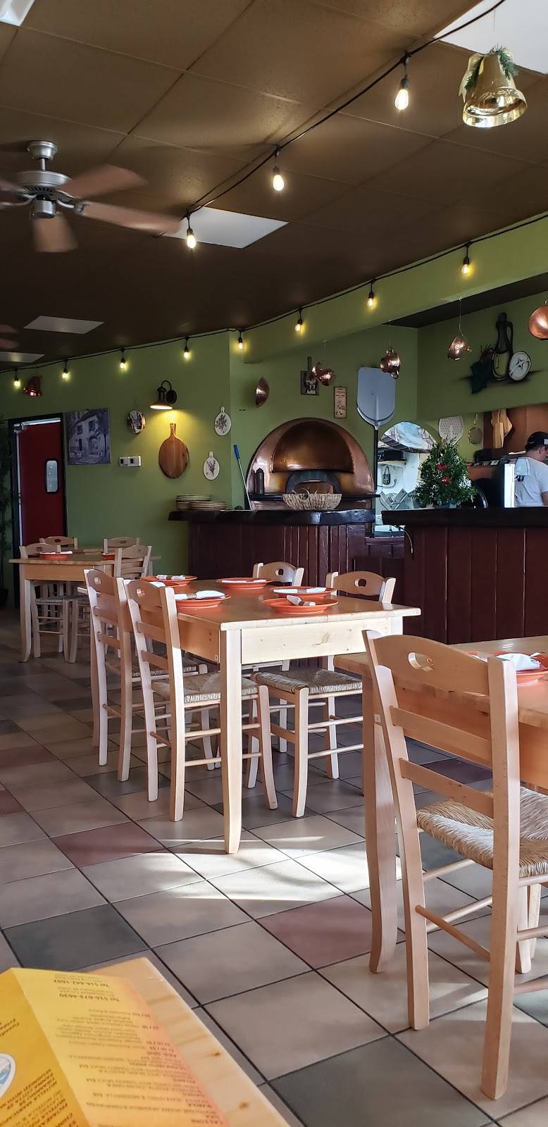 Naples street food Oceanside | restaurant | 2905 Long Beach Rd, Oceanside, NY 11572, USA | 5164421692 OR +1 516-442-1692