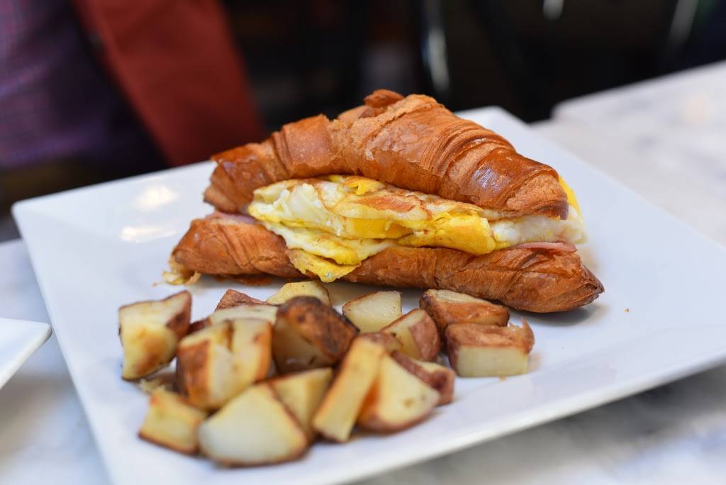 Le Bon Café | cafe | 210 2nd St SE, Washington, DC 20003, USA | 2025477200 OR +1 202-547-7200