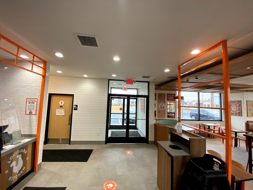 Popeyes Louisiana Kitchen | restaurant | 2115 W Evans St, Florence, SC 29501, USA | 8434075657 OR +1 843-407-5657