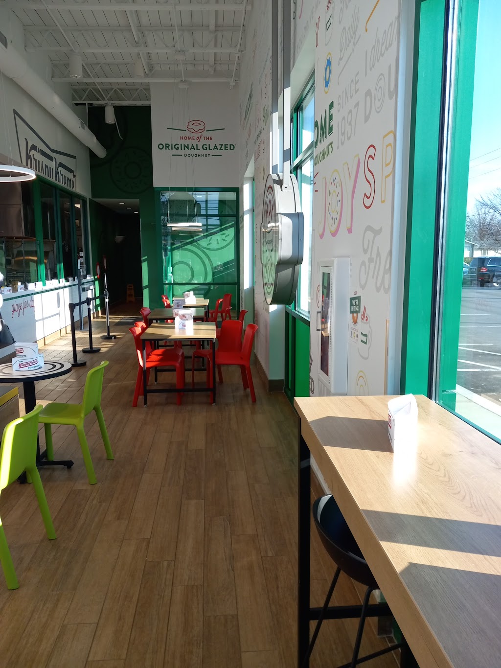 Krispy Kreme | cafe | 6261 Mayfield Rd, Cleveland, OH 44124, USA | 2163290256 OR +1 216-329-0256