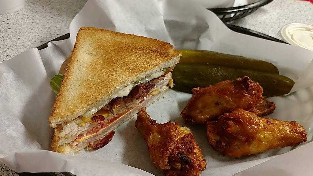 Bills Grill | restaurant | 5619 US-117 ALT, Wilson, NC 27893, USA | 2522391627 OR +1 252-239-1627