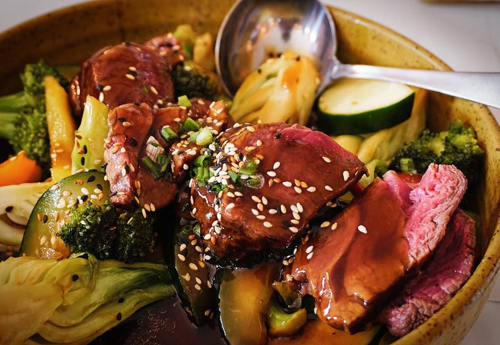 LOasis De Lile | restaurant | 25 Chemin des Îles-Yale, Saint-Eustache, QC J7P 5M6, Canada | 4504720263 OR +1 450-472-0263