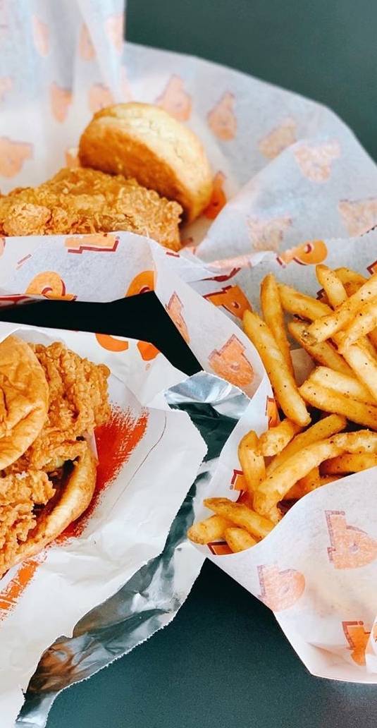 Popeyes Louisiana Kitchen | restaurant | 4501 Weber Rd, Corpus Christi, TX 78411, USA | 3618541174 OR +1 361-854-1174