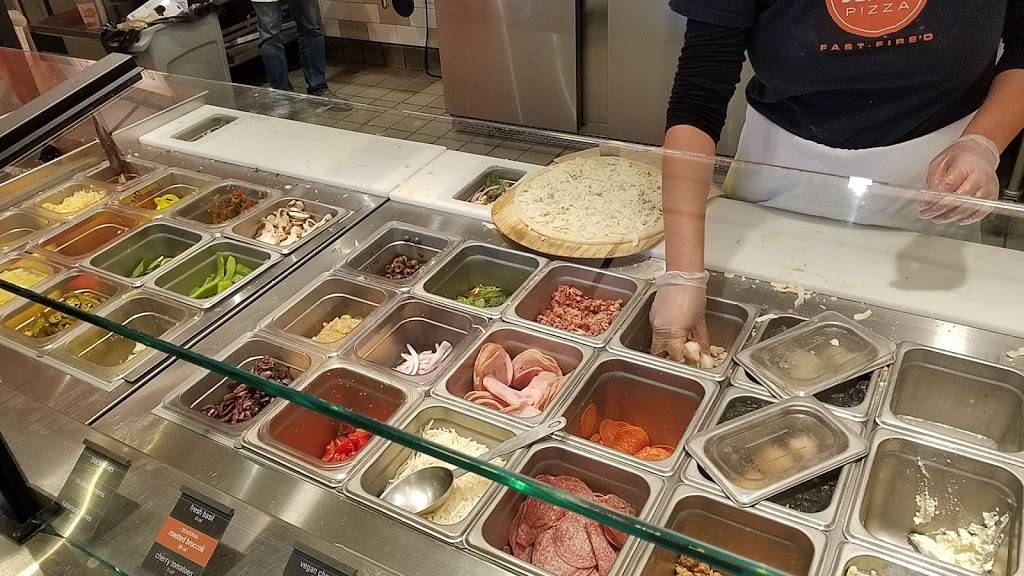 Blaze Pizza | meal takeaway | 6400 Holly Ave NE, Albuquerque, NM 87113, USA | 5053181489 OR +1 505-318-1489