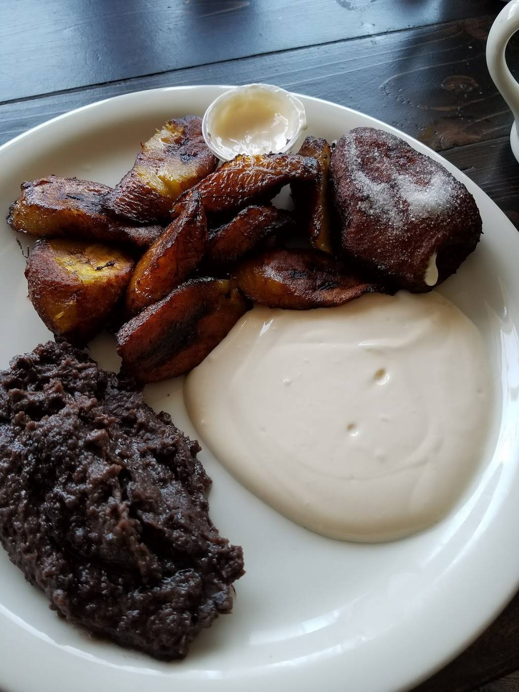 Dona Amalia | restaurant | 16060 Saticoy St, Van Nuys, CA 91406, USA | 8187823020 OR +1 818-782-3020