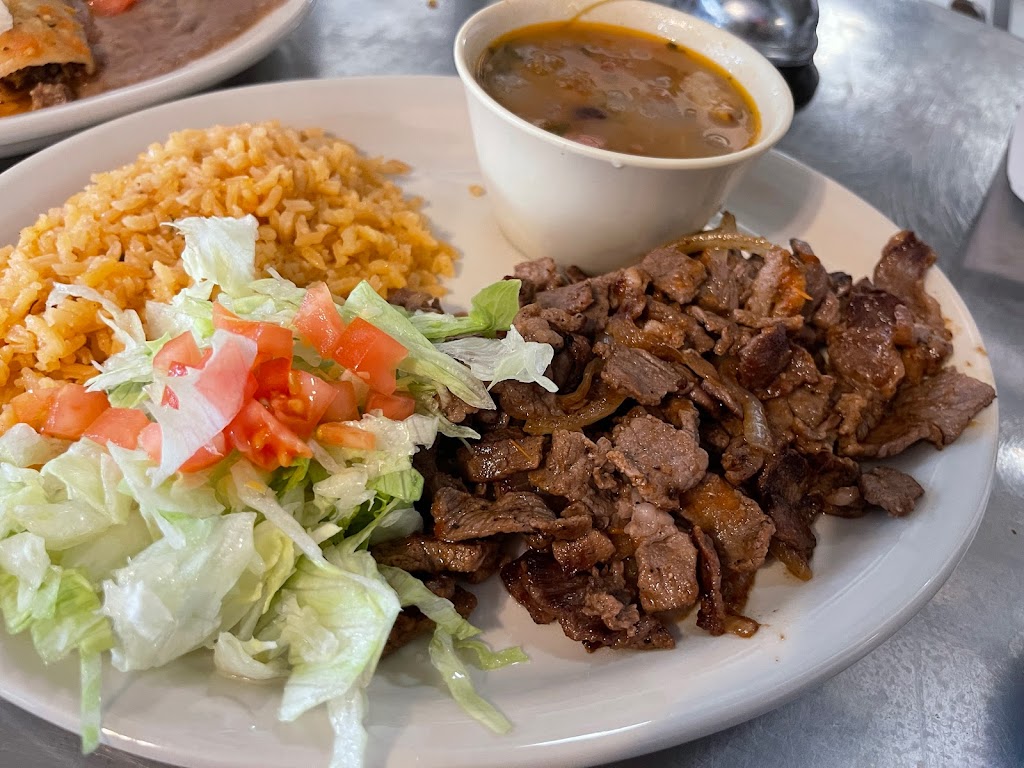 La sorpresa # 2 | restaurant | 227 Aransas Ave, San Antonio, TX 78210, USA | 2109571601 OR +1 210-957-1601