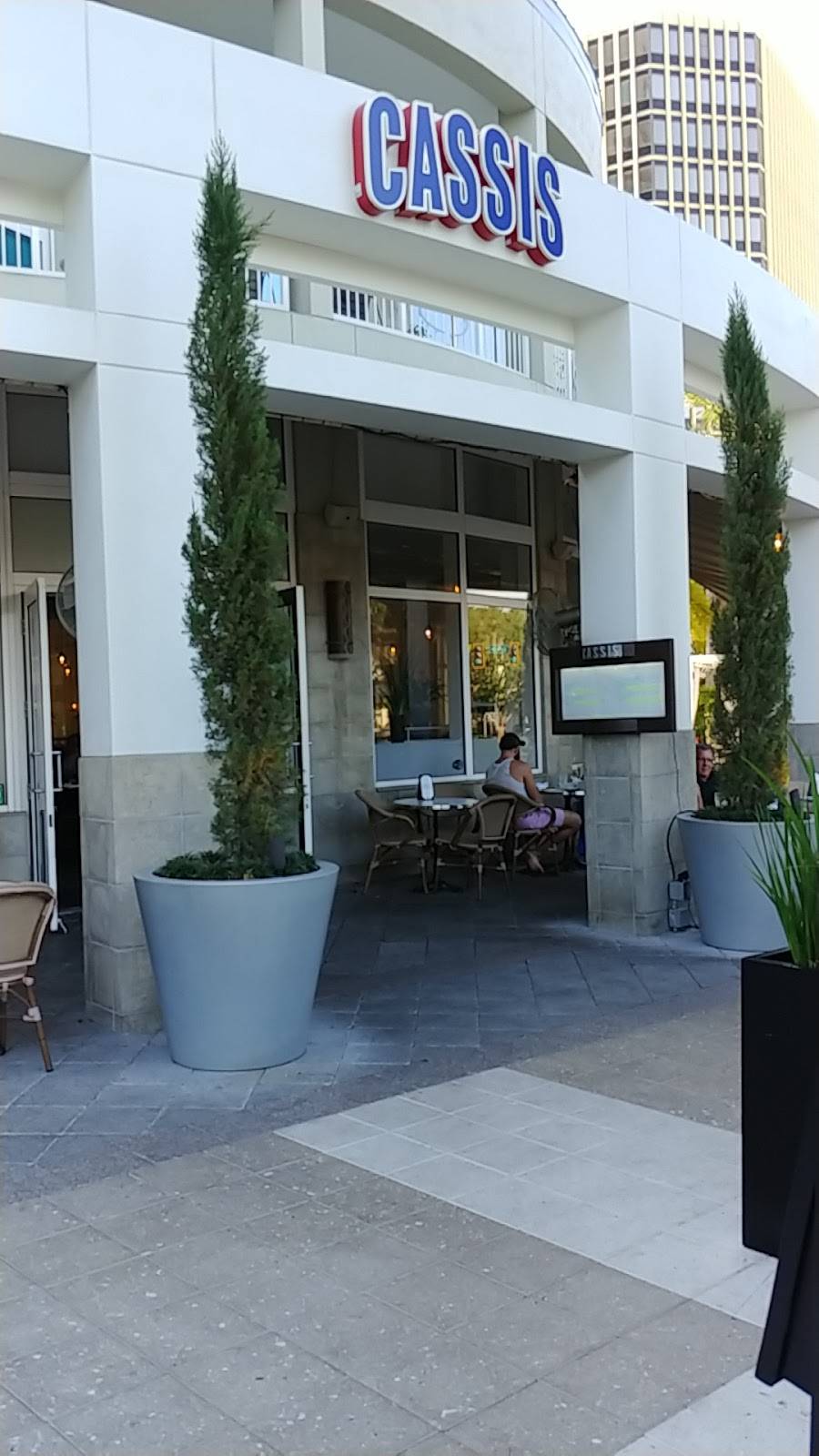 Cassis St. Pete | restaurant | 170 Beach Dr NE, St. Petersburg, FL 33701, USA | 7278272927 OR +1 727-827-2927