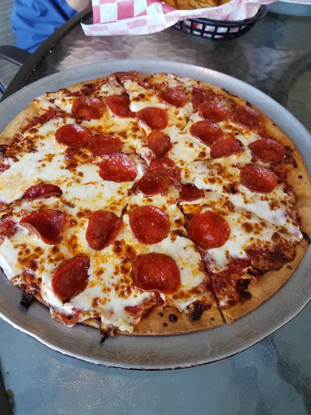 Drafts and Watercrafts | restaurant | 91 Slip-A Way, Winchester, TN 37398, USA | 9312015516 OR +1 931-201-5516