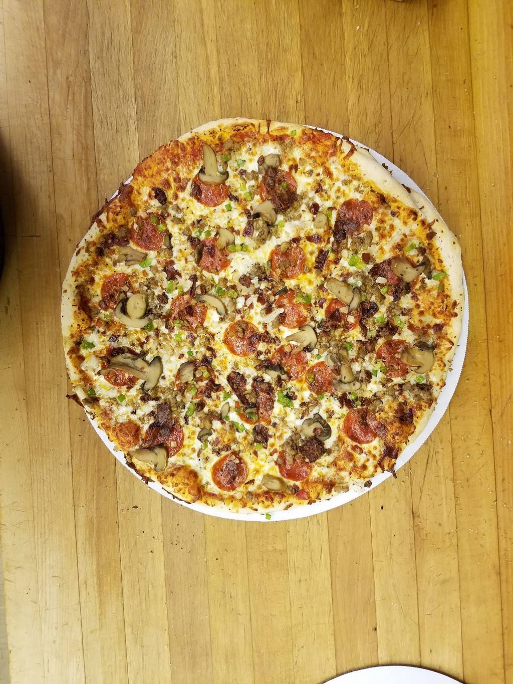 Palanzas Family Dining | restaurant | 2437 Washington Rd, Washington, IL 61571, USA | 3096942361 OR +1 309-694-2361