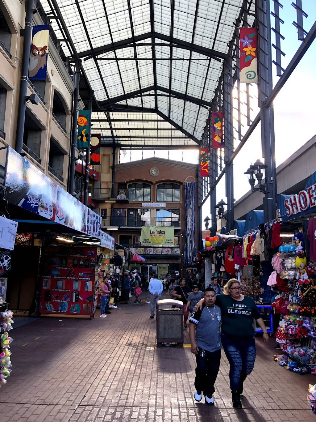 Tacos De Canasta LA SALSA | restaurant | 1285 Maple Ave, Los Angeles, CA 90015, USA | 2133188110 OR +1 213-318-8110