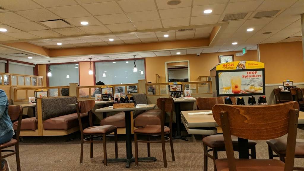IHOP | restaurant | 7405 Greenbelt Rd, Greenbelt, MD 20770, USA | 3014861234 OR +1 301-486-1234