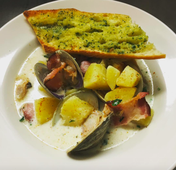 Woodford Food & Beverage | restaurant | 660 Forest Ave, Portland, ME 04103, USA | 2072008503 OR +1 207-200-8503