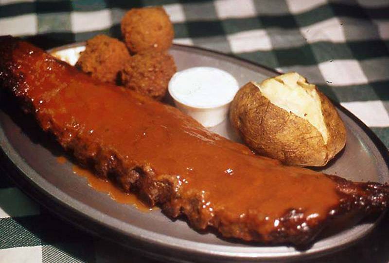 Hickory Notch Grill | restaurant | 2031 Broadstreet Rd, Maidens, VA 23102, USA | 8045562742 OR +1 804-556-2742