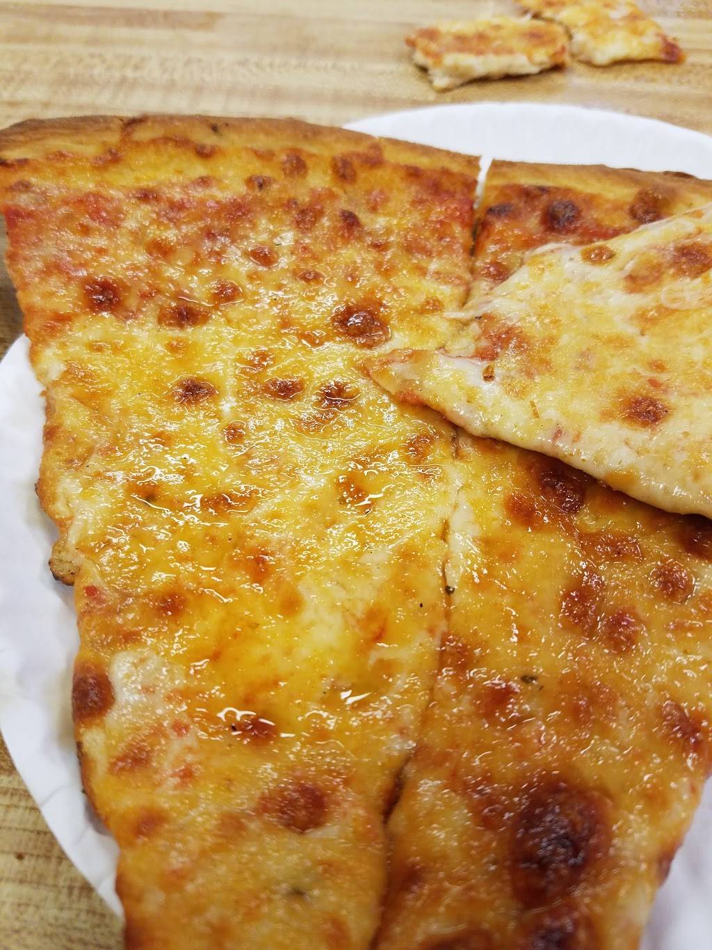 Pizza Works | restaurant | 804 Tyler St, Pittsfield, MA 01201, USA | 4134434444 OR +1 413-443-4444