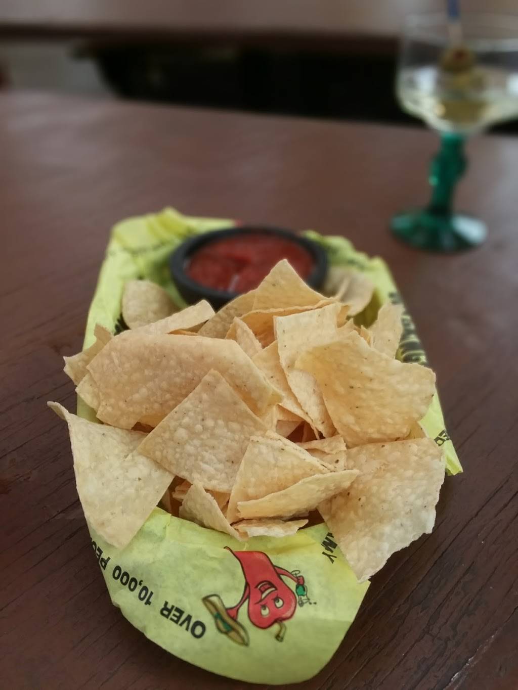 Dos Gringos Alma | restaurant | 1361 N Alma School Rd, Chandler, AZ 85224, USA | 4808553303 OR +1 480-855-3303