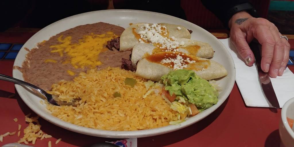 Mazatlan Restaurant | restaurant | 110 Cross St SE, Auburn, WA 98002, USA | 2538337133 OR +1 253-833-7133