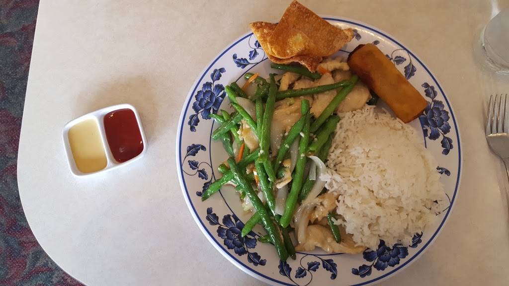 Golden Palace | restaurant | 403 W Main St, Battle Ground, WA 98604, USA | 3606877448 OR +1 360-687-7448