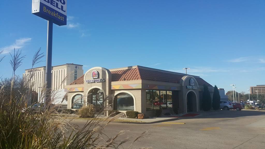 Taco Bell | meal takeaway | 4151 Lyndon B Johnson Fwy, Dallas, TX 75244, USA | 9722394456 OR +1 972-239-4456