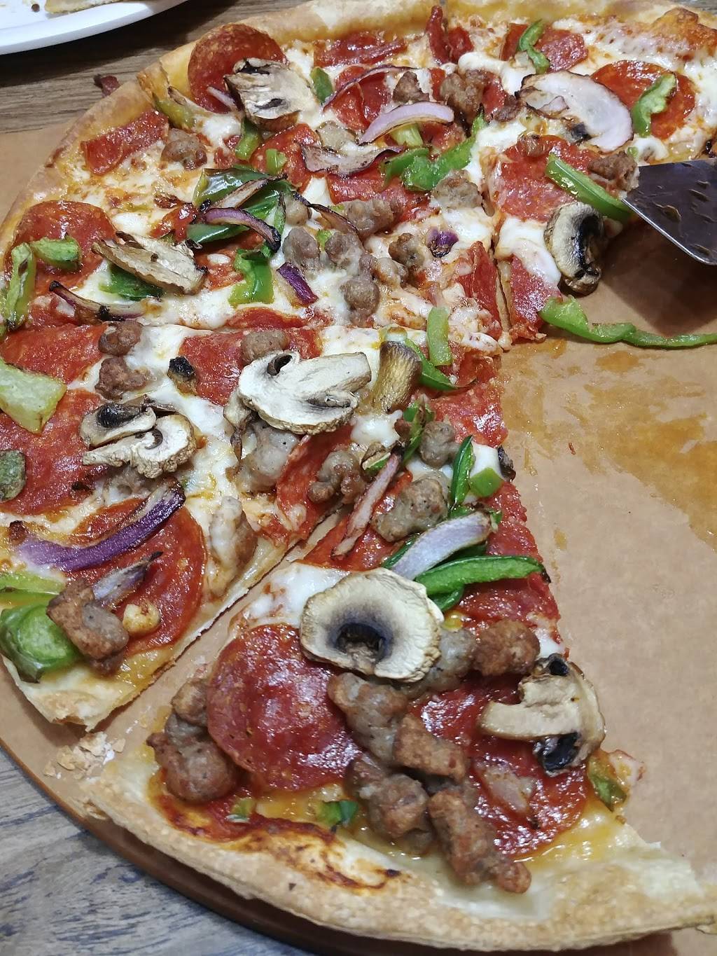 Pizza Hut | meal takeaway | 1263 Greenmor Dr, Bessemer, AL 35022, USA | 2054266006 OR +1 205-426-6006