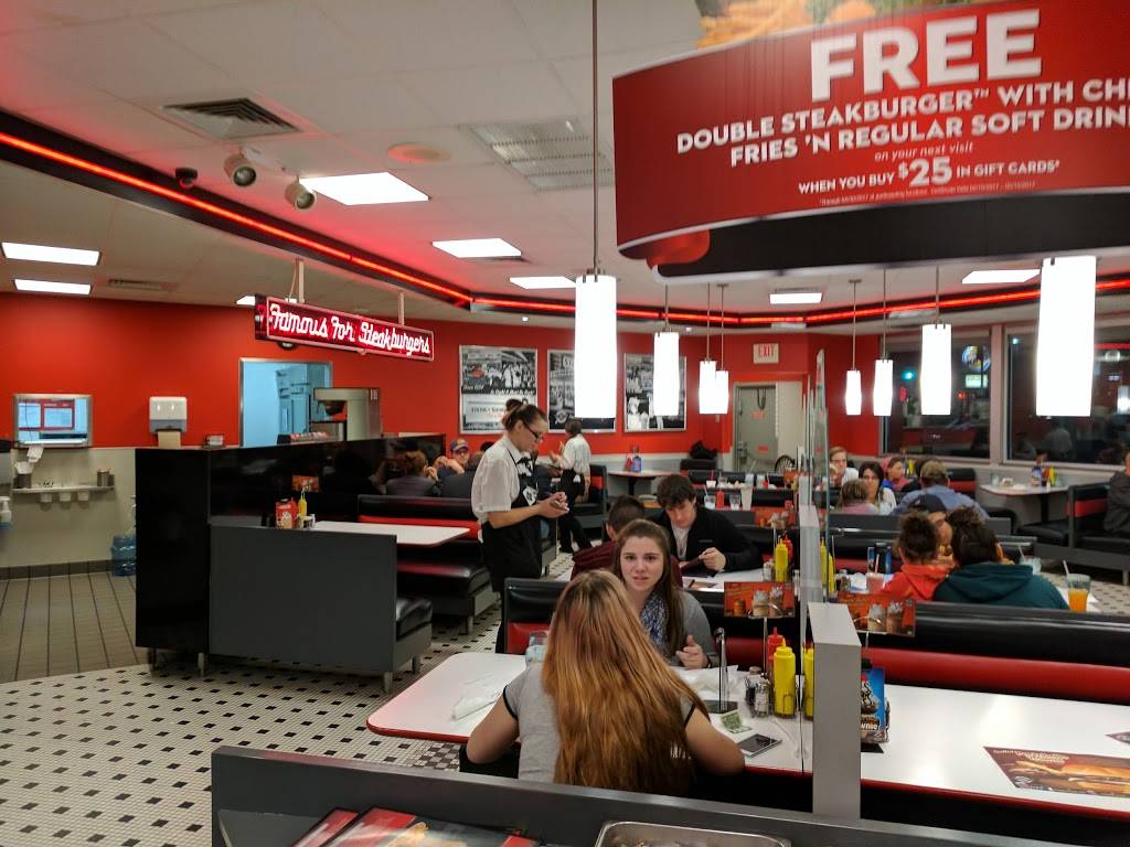 Steak n Shake | restaurant | 7561 E State Street, Rockford, IL 61108, USA | 8153959250 OR +1 815-395-9250
