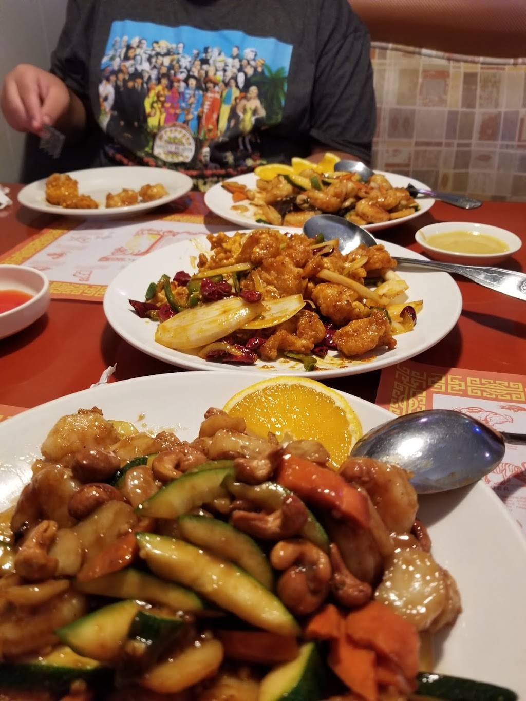 First Szechuan Wok | restaurant | 10855 Lindbrook Dr, Los Angeles, CA 90024, USA | 3102087785 OR +1 310-208-7785