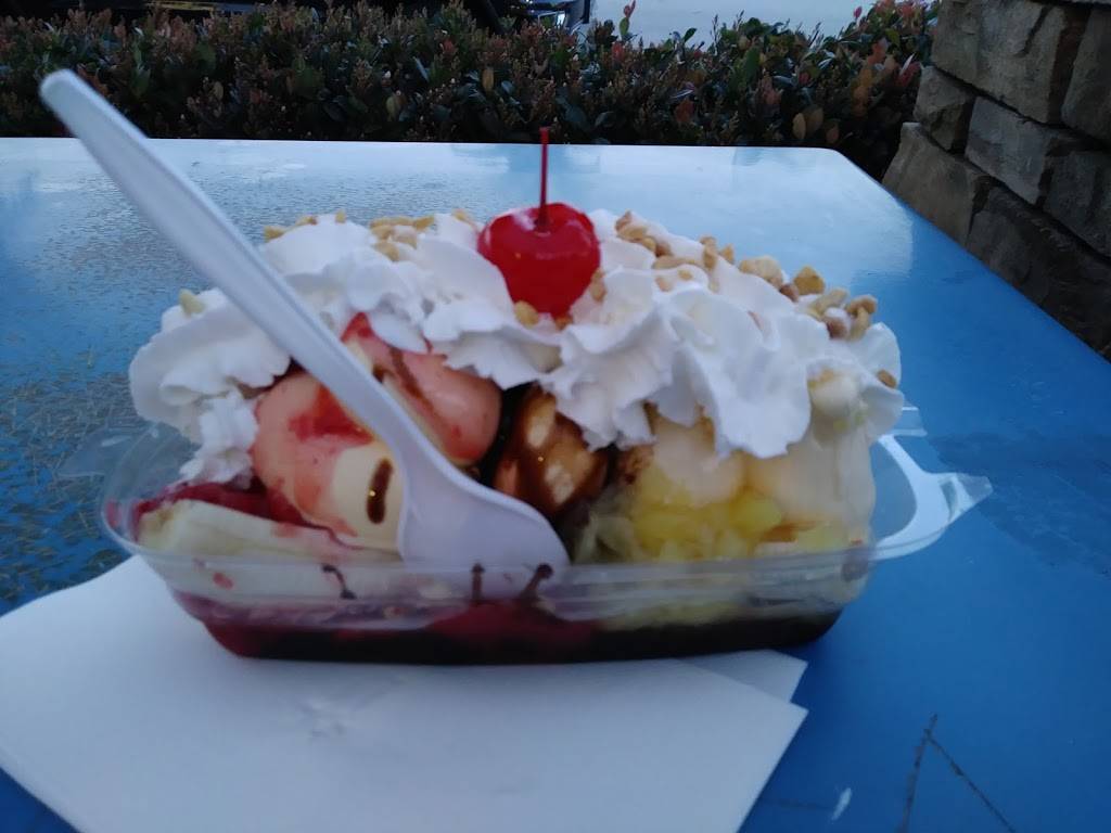 Fosters Freeze | restaurant | 11969 S. Hawthore Blvd., Hawthorne, CA 90250, USA | 3106449653 OR +1 310-644-9653