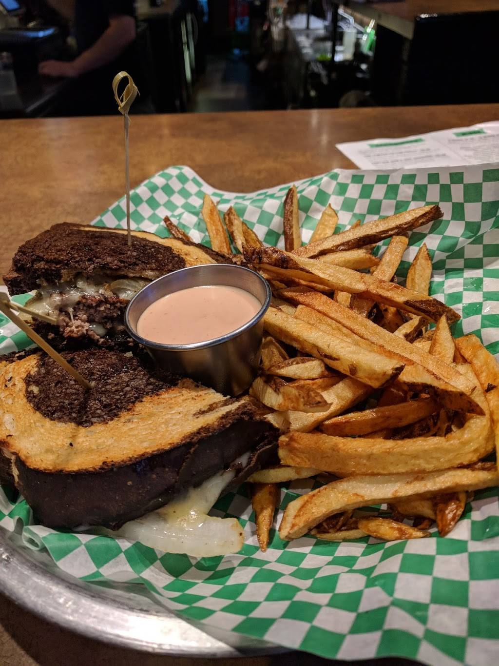 Pickles Eatery & Bar | restaurant | 419 Fulton St, Wheeling, WV 26003, USA | 3049059008 OR +1 304-905-9008