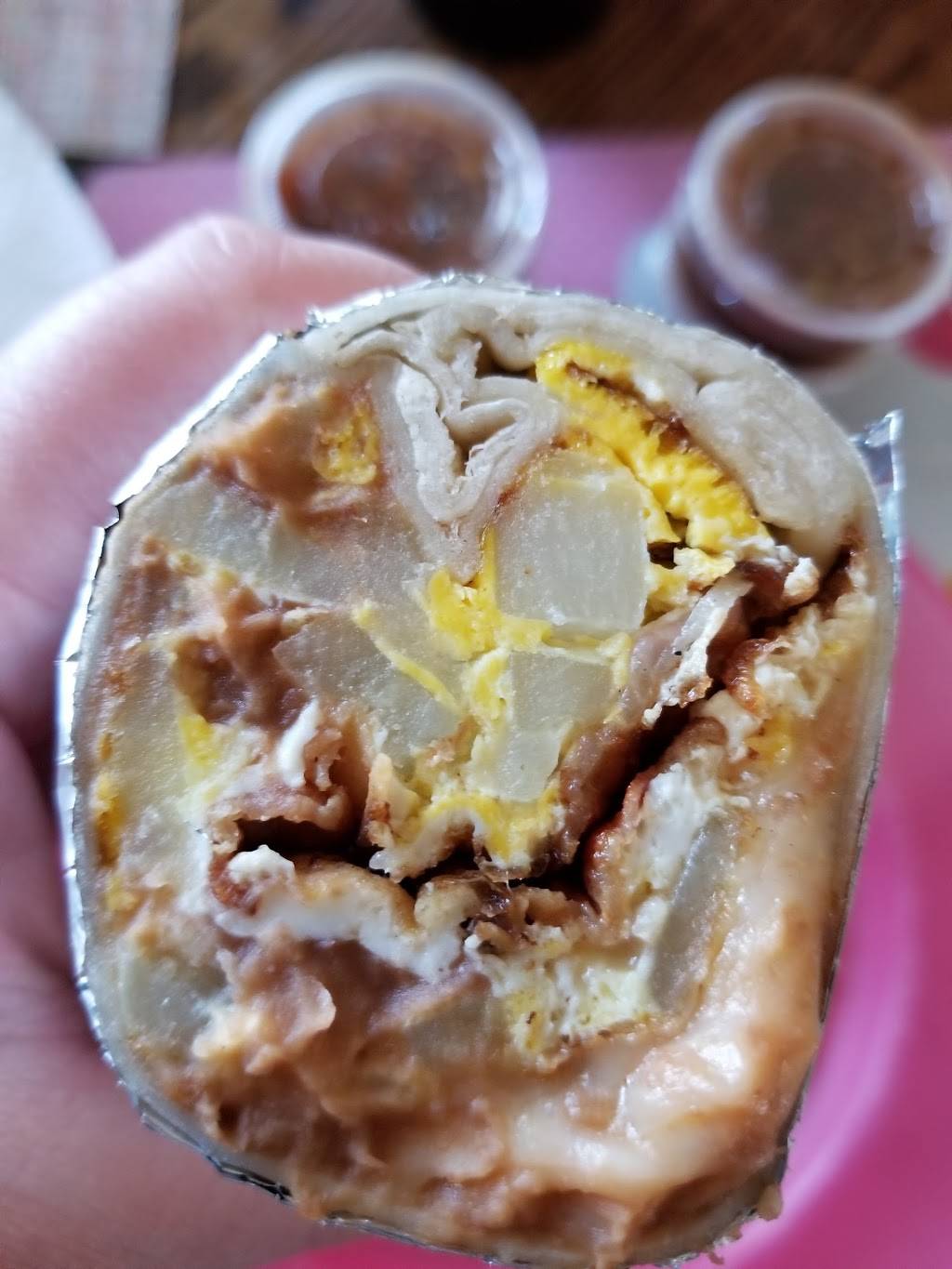 Los Gallos Taqueria | restaurant | 6089 W Figarden Dr, Fresno, CA 93722, USA | 5592713492 OR +1 559-271-3492