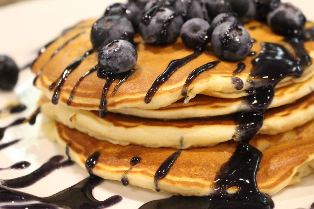 Bloomingdale Cafe | restaurant | 24W507 Lake St, Roselle, IL 60172, USA | 6303512225 OR +1 630-351-2225