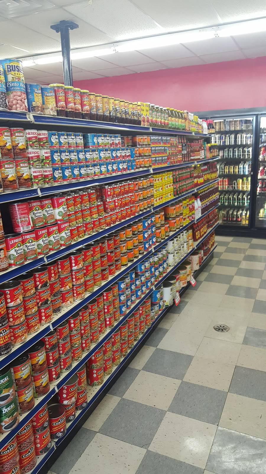 Gracianos Market | restaurant | 2379 Bode Rd, Schaumburg, IL 60194, USA | 8478843777 OR +1 847-884-3777