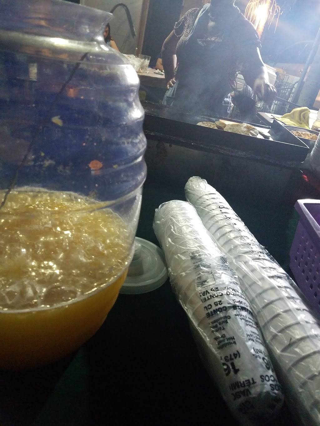 Pupusas De Niña Gloria | restaurant | 10815 Carmenita Rd, Whittier, CA 90605, USA | 5623289476 OR +1 562-328-9476